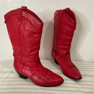 Vintage DINGO red leather western boots Size 7